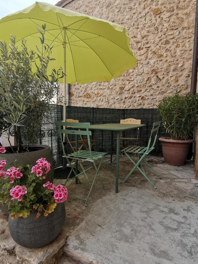 Saint-Martin-de-BrômesChez Gilles Math公寓 外观 照片