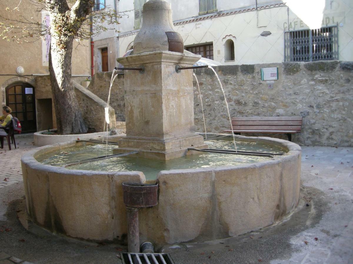 Saint-Martin-de-BrômesChez Gilles Math公寓 外观 照片